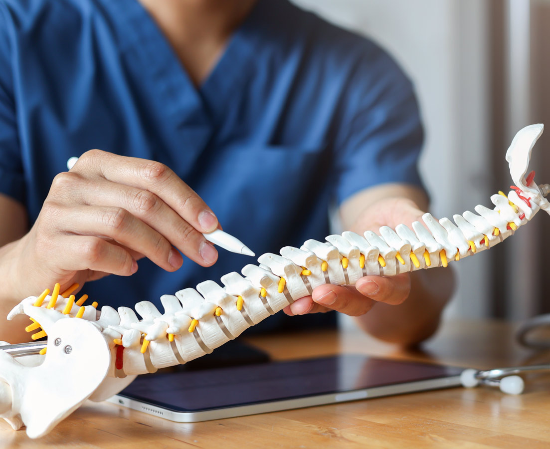 Chiropractic FAQ Chiropractic FAQ